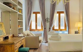 Santa Maria Novella apt